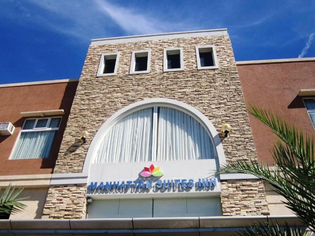 Manhattan Suites Inn Dumaguete City Exterior photo